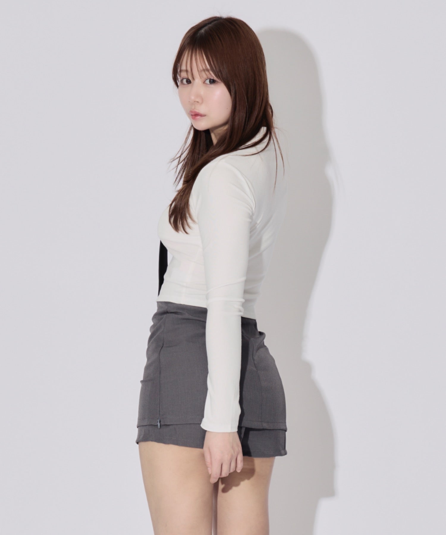 Cutout Feminine Blouse / カットアウトフェミニンブラウス