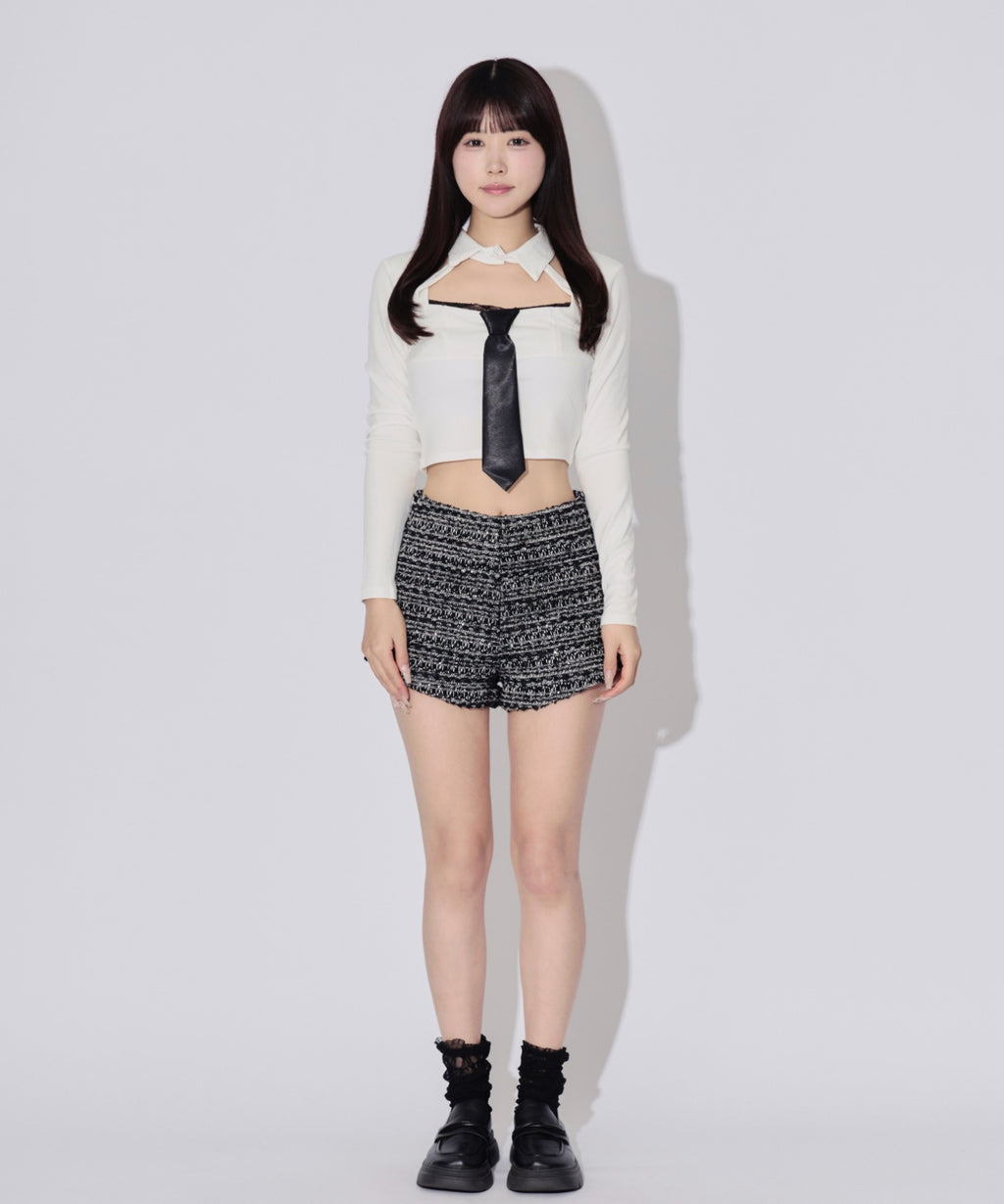 Cutout Feminine Blouse / カットアウトフェミニンブラウス