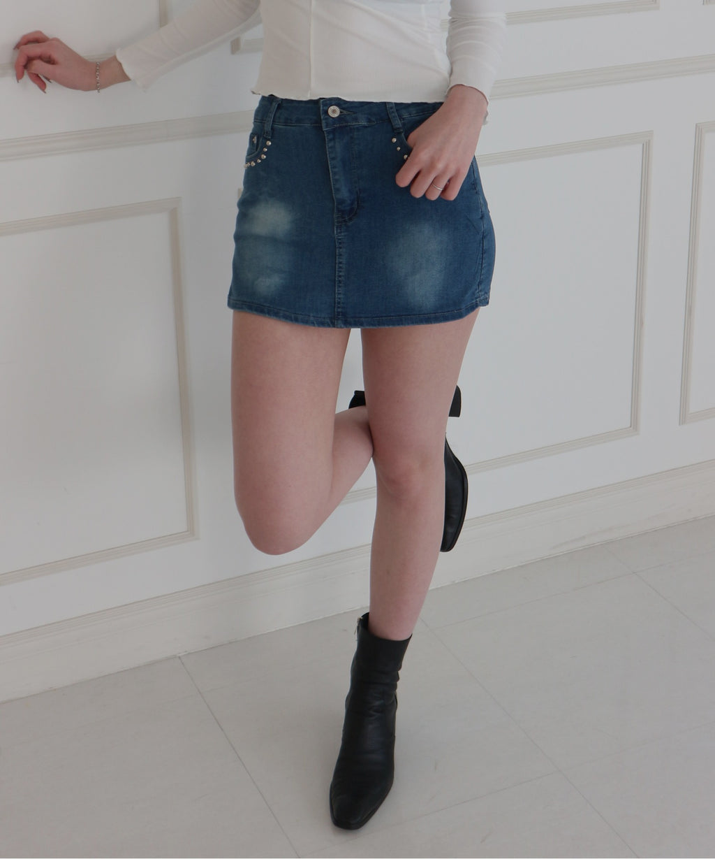 Denim Studded Mini Skirt Pants / デニムスタッズミニスカートパンツ