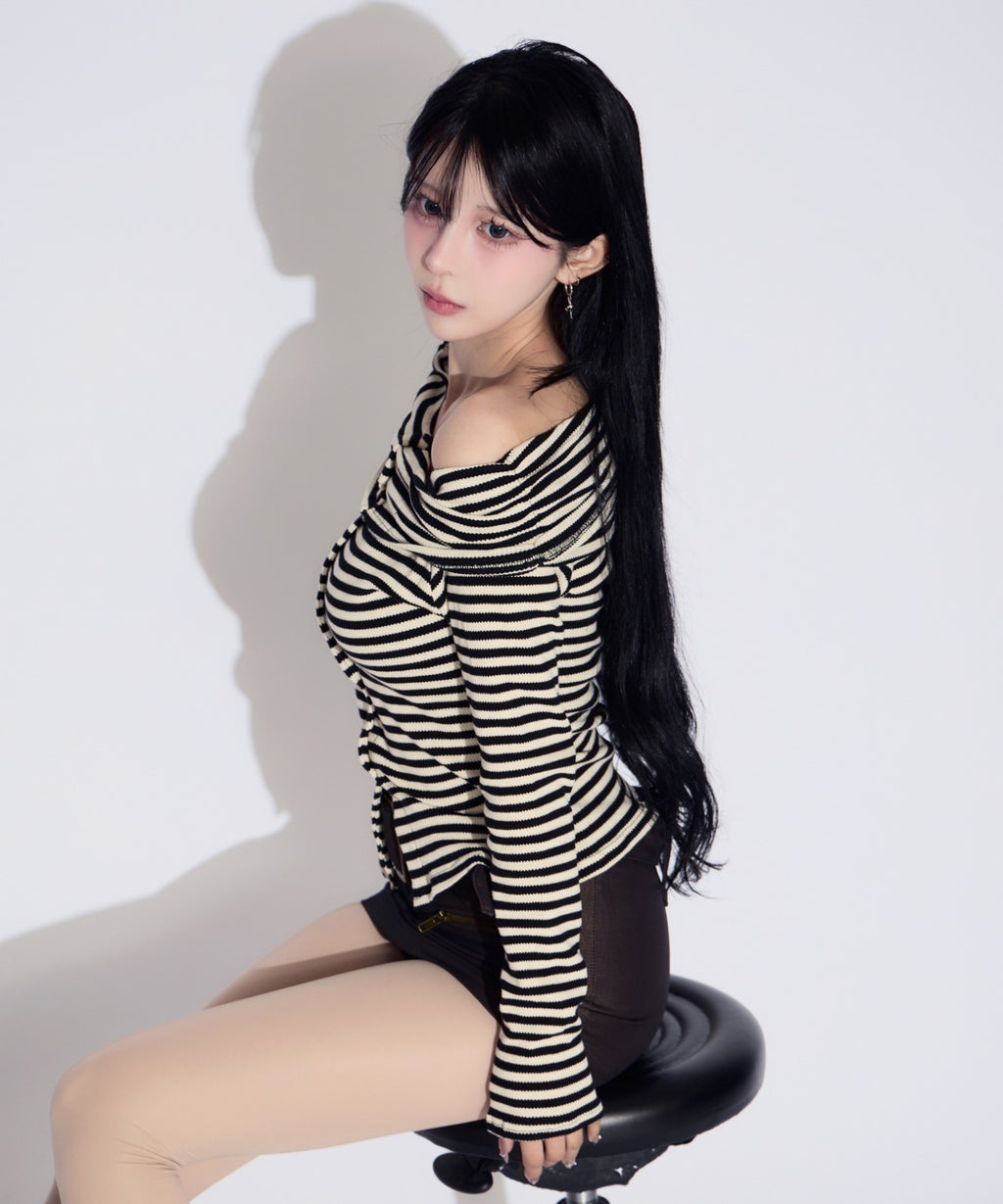 Off-shoulder Striped Slit Tops / オフショルダーストライプスリットトップス