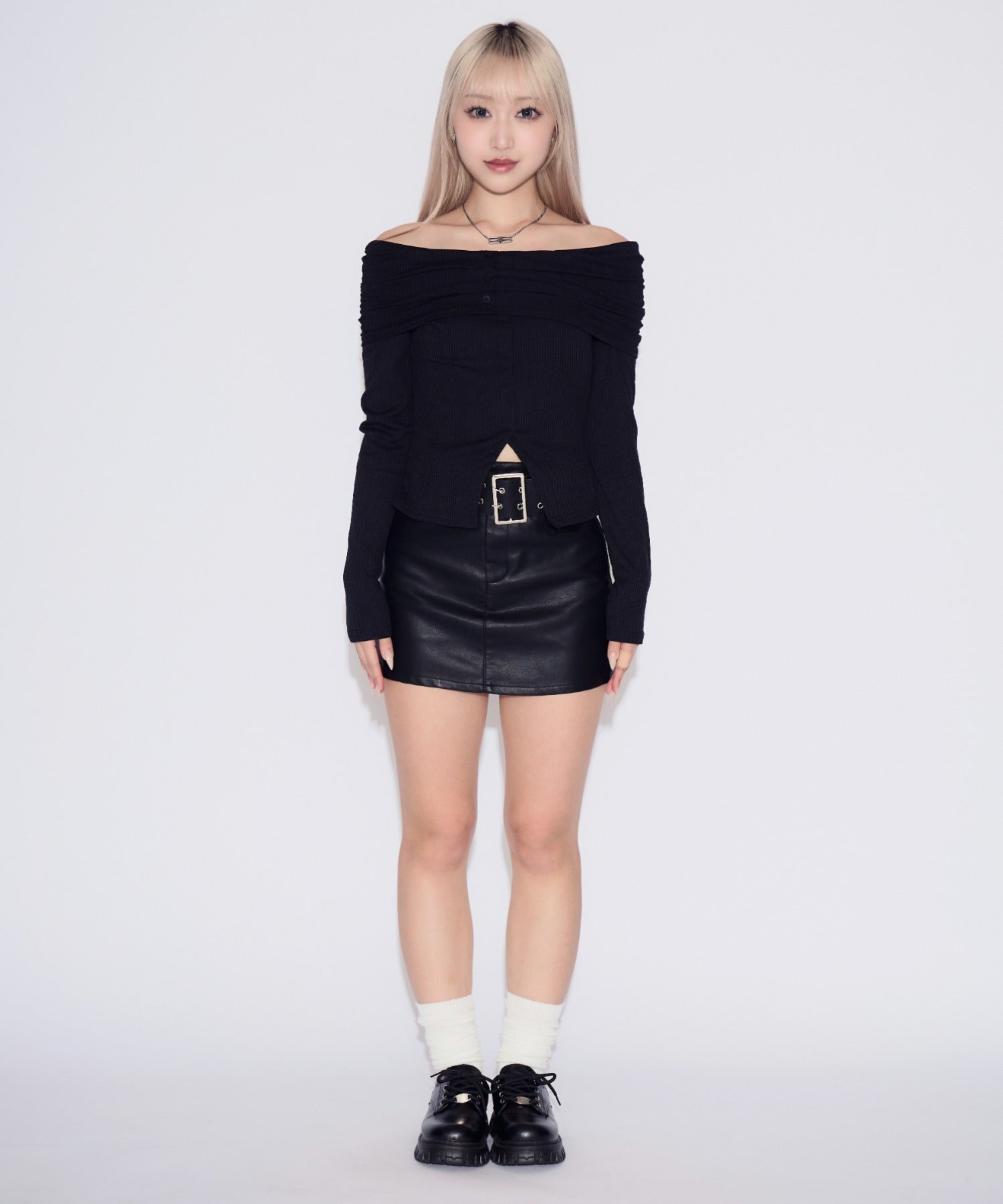 Off-shoulder Striped Slit Tops / オフショルダーストライプスリットトップス