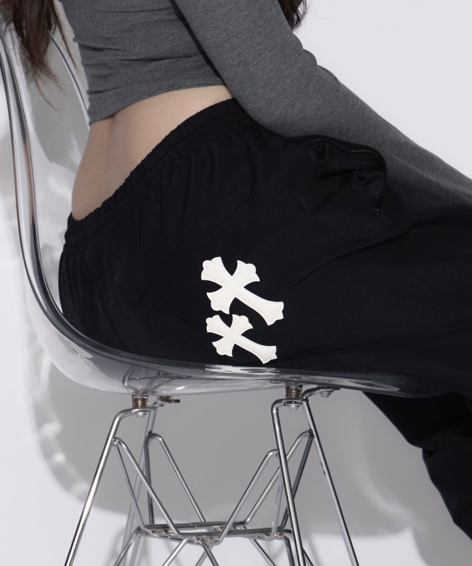 【ユニセックス】Cross Nylon Pants / 十字架ナイロンパンツ