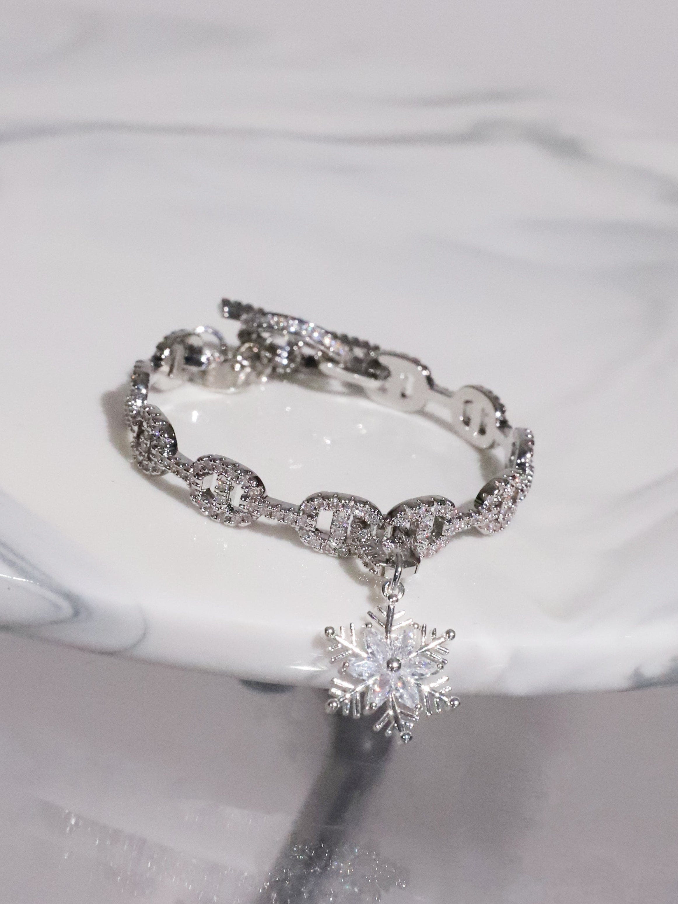 Rhinestone Snow Bracelet