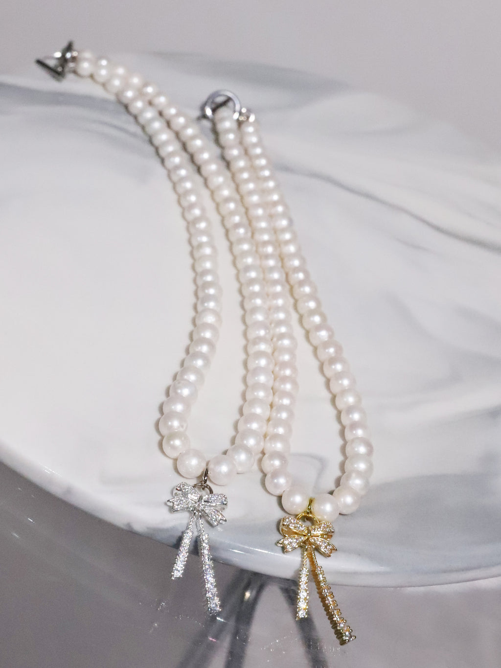 Rhinestone Ribbon Pearl Necklace(SILVER)