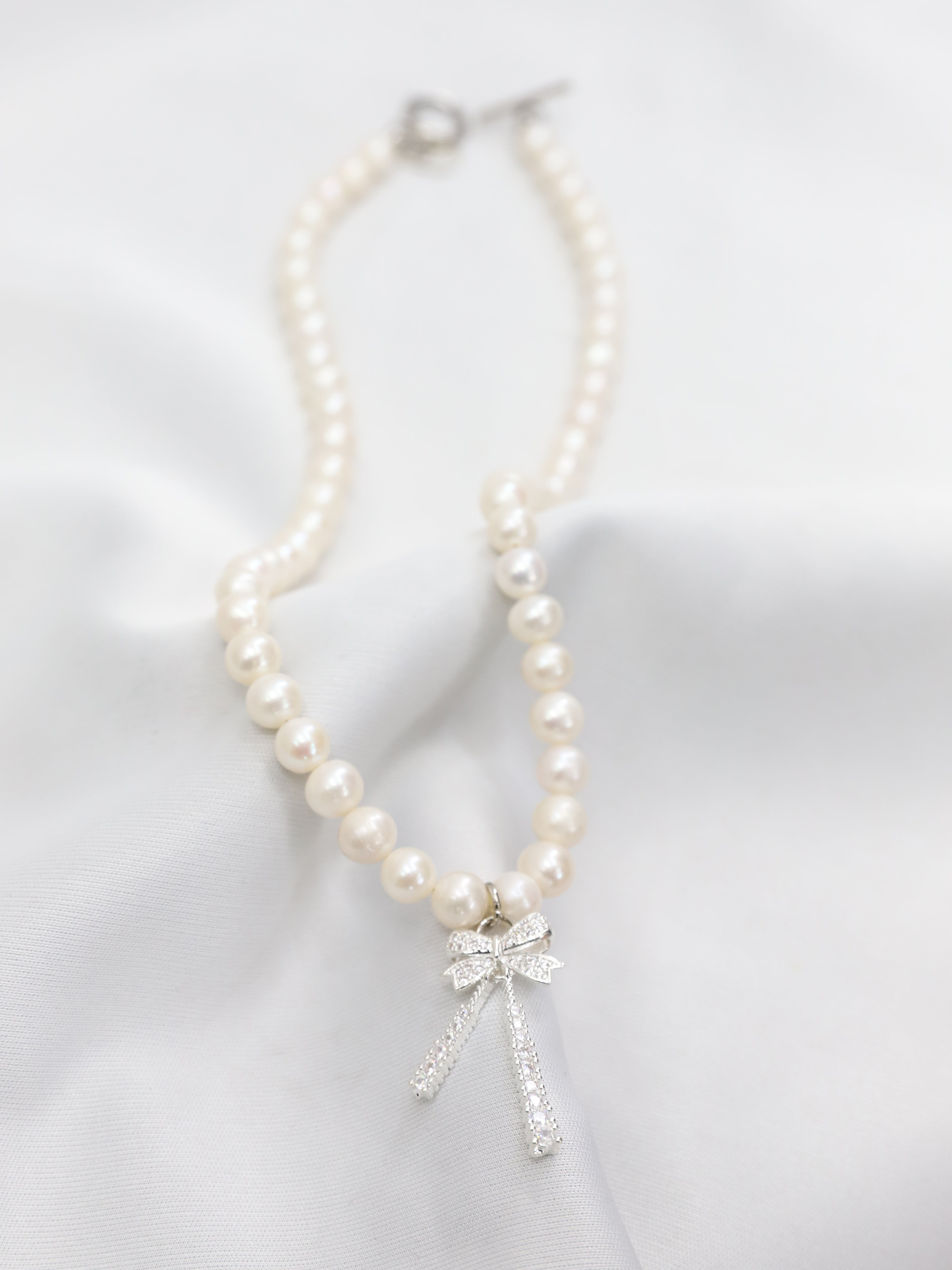 Rhinestone Ribbon Pearl Necklace(GOLD)