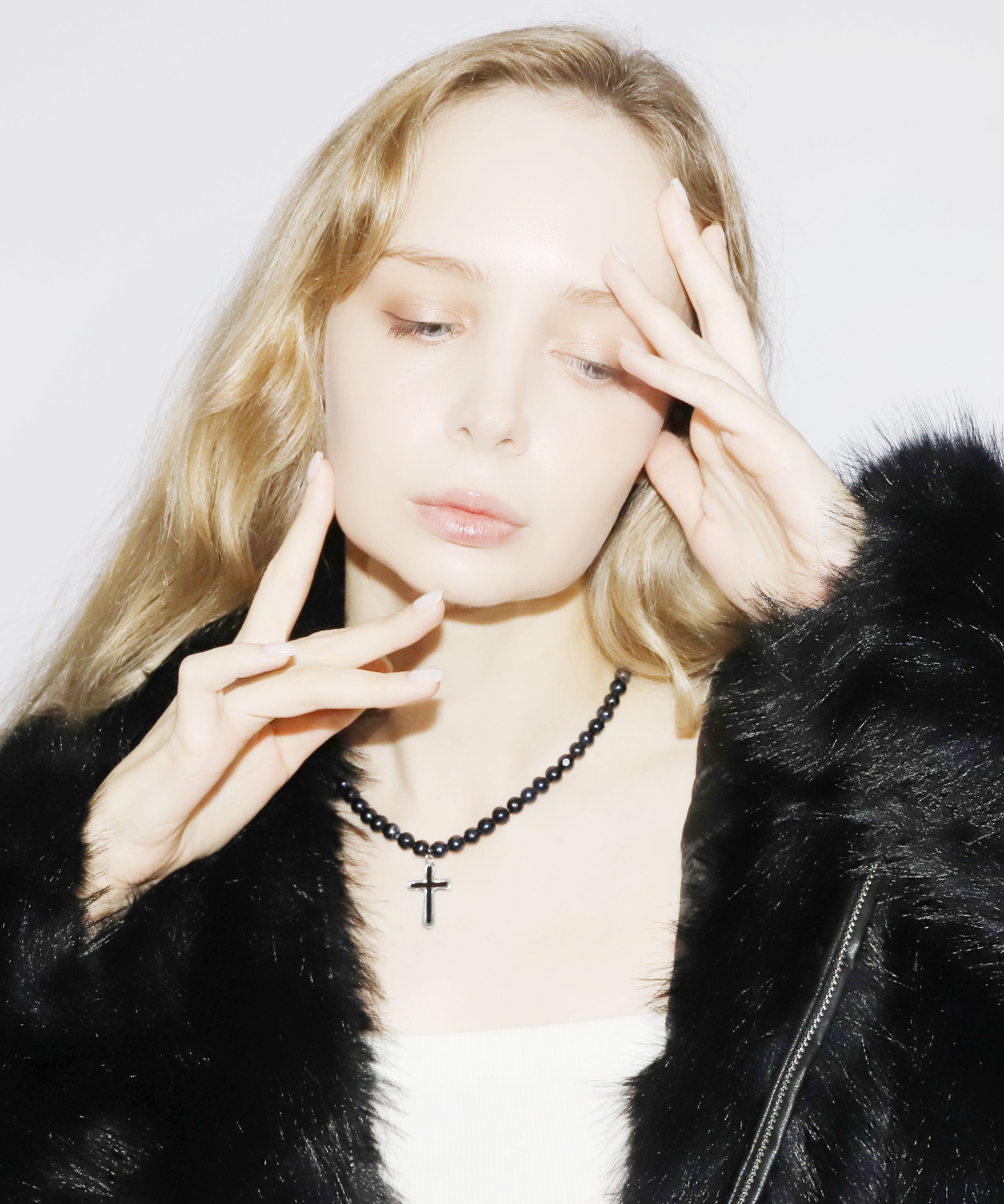 Cross Pearl Necress(BLACK)