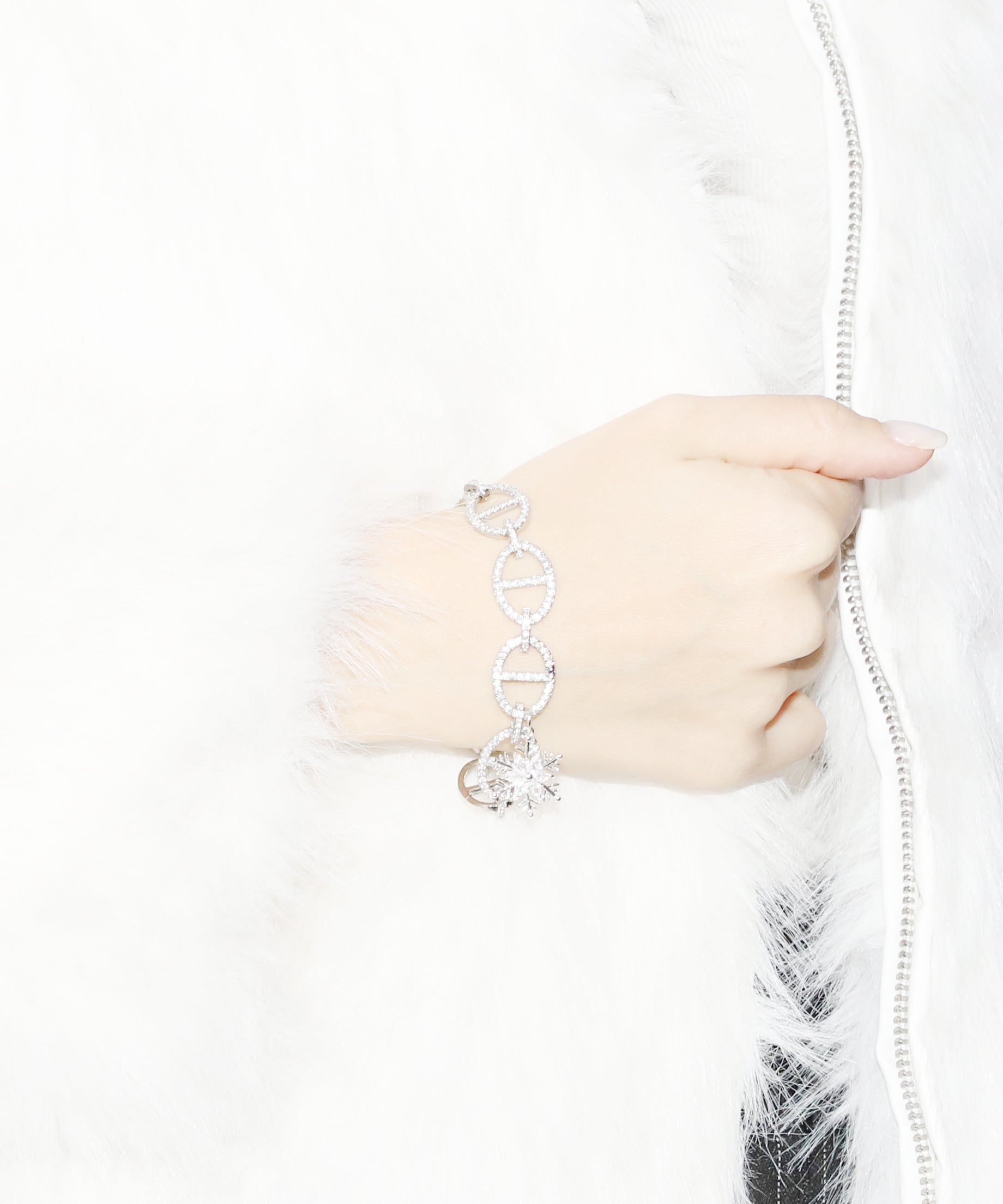 Rhinestone Snow Bracelet