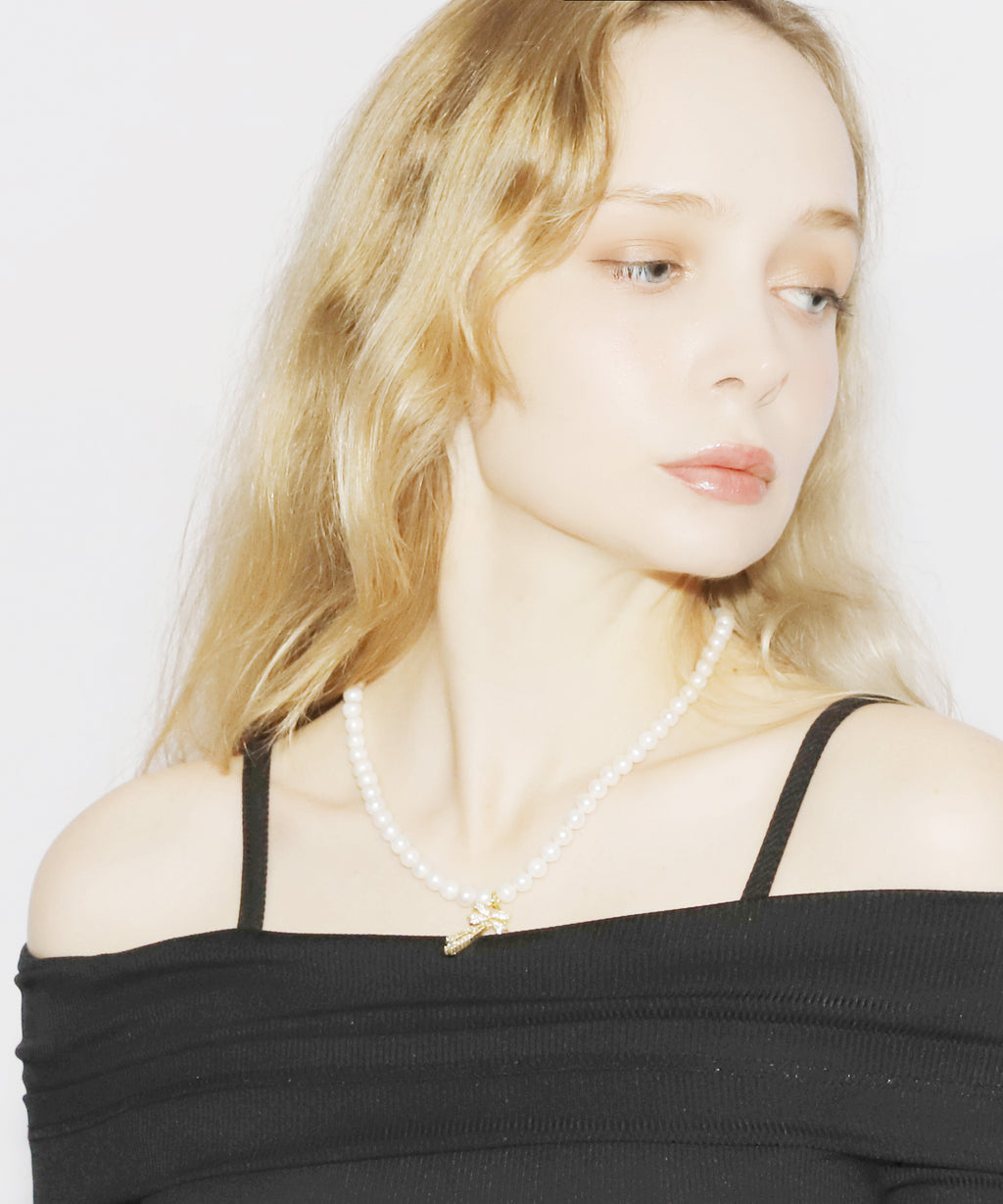 Rhinestone Ribbon Pearl Necklace(GOLD)