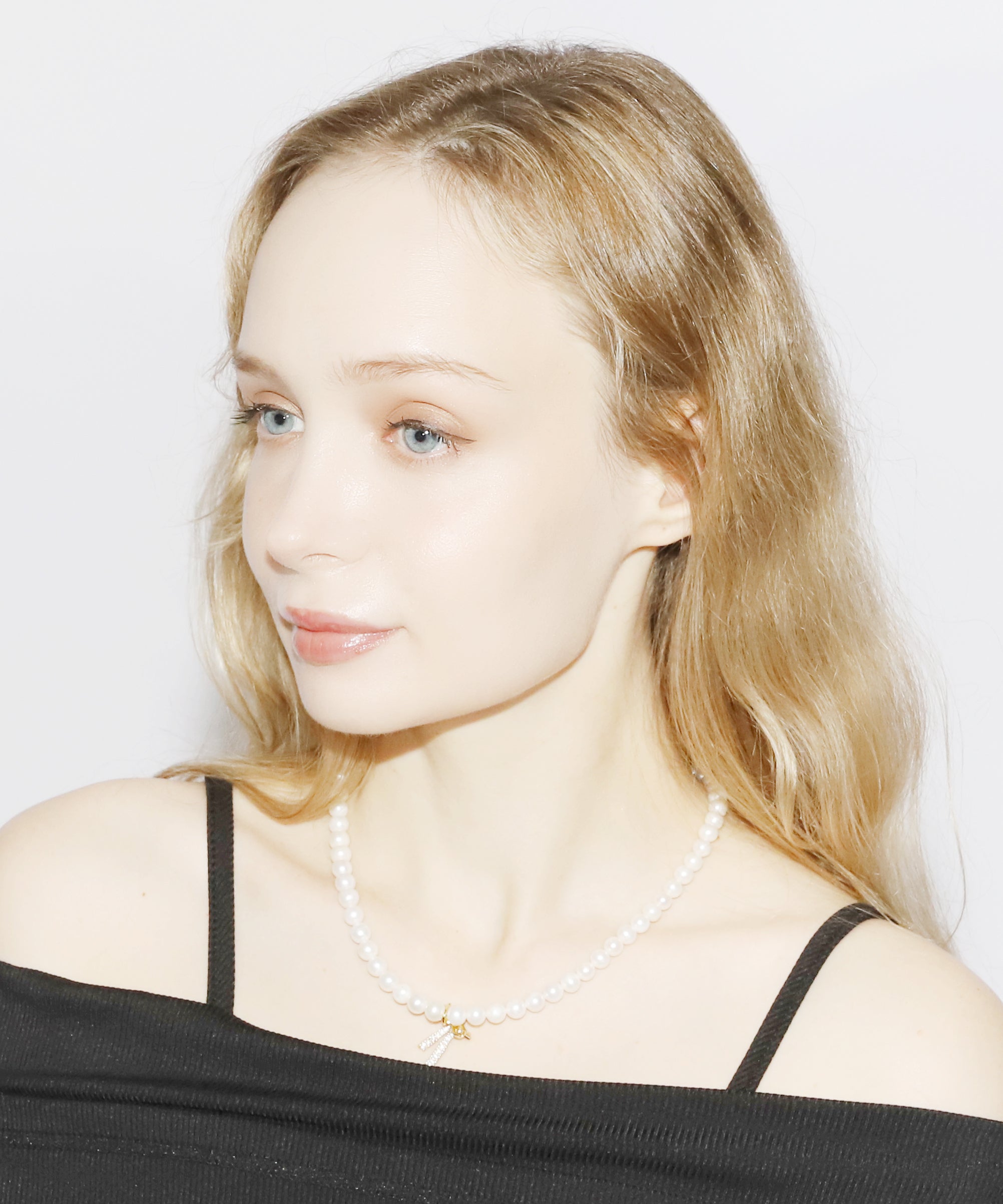 Rhinestone Ribbon Pearl Necklace(GOLD)