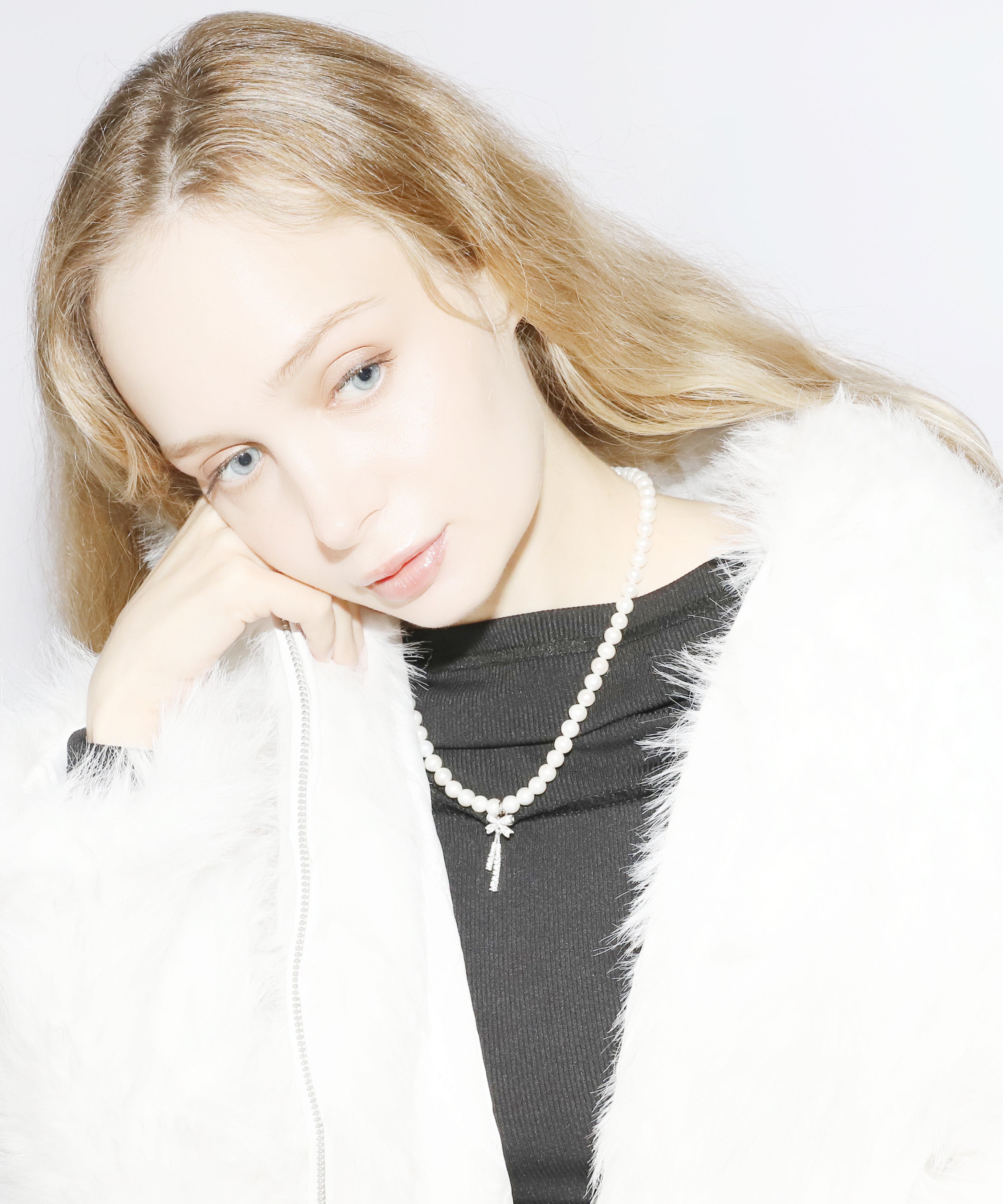 Rhinestone Ribbon Pearl Necklace(SILVER)