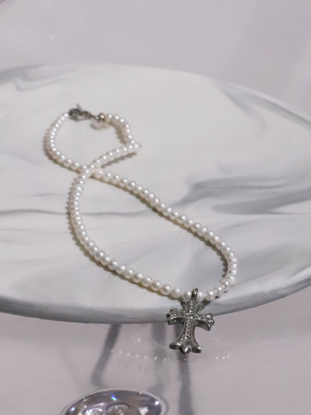 Cross Pearl Necklace